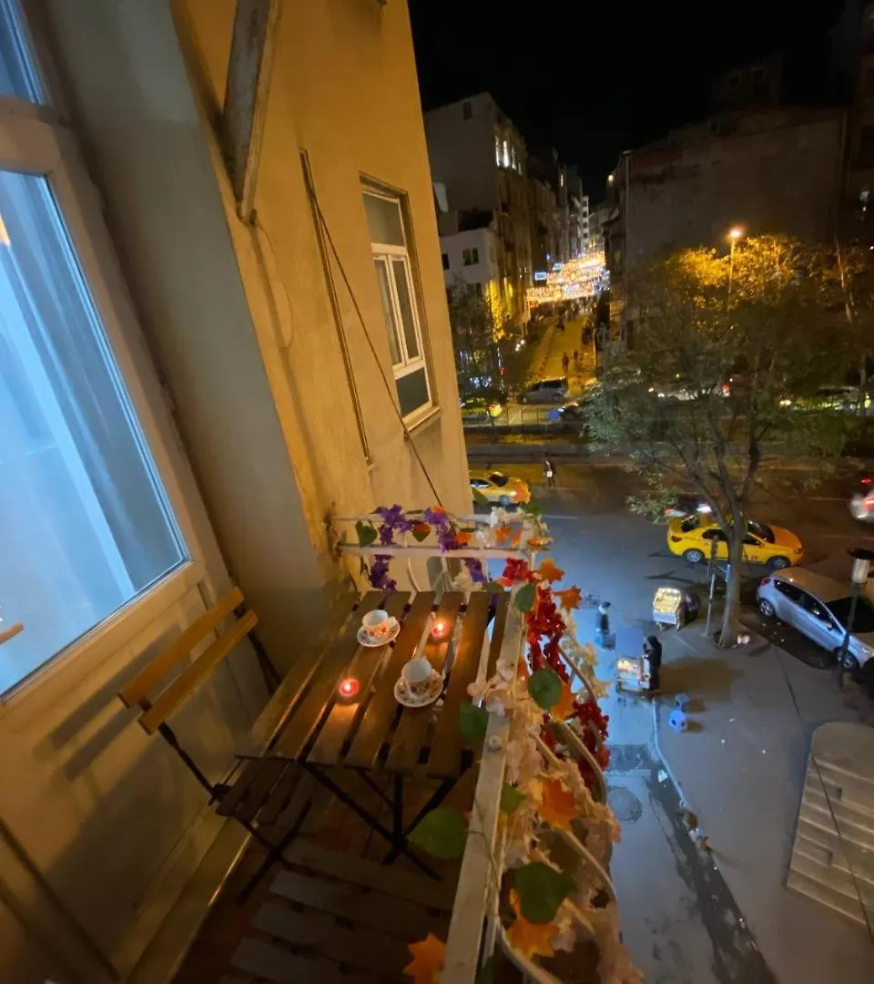 TAKSİM Square house Daire İstanbul 0*,  Türkiye